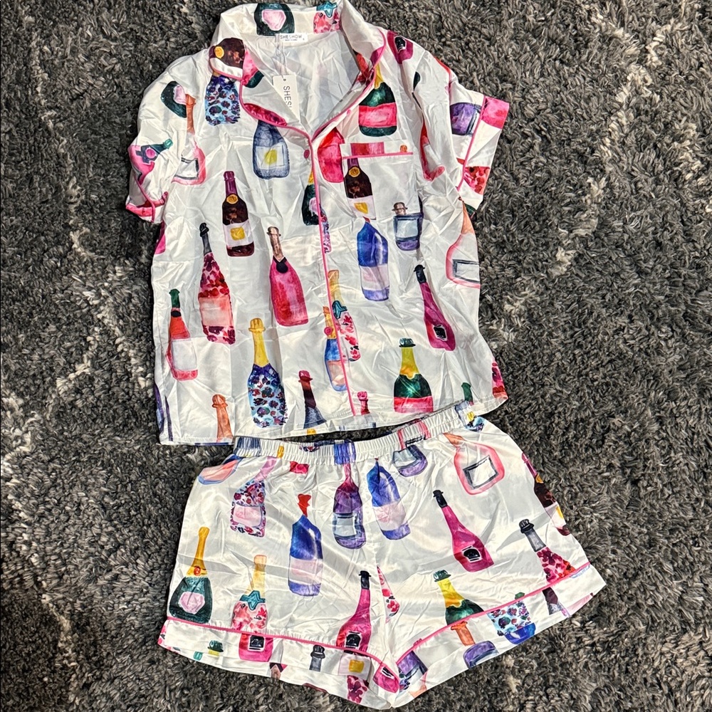 White Champagne Bottle Print Pajama Set